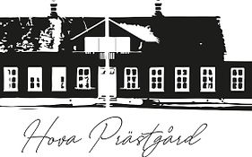 Hova Praestgard Bed & Breakfast